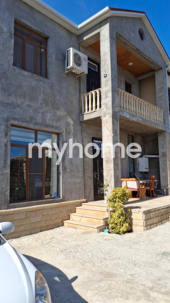 Binə qəsəbəsi 200m² həyət evi satılır