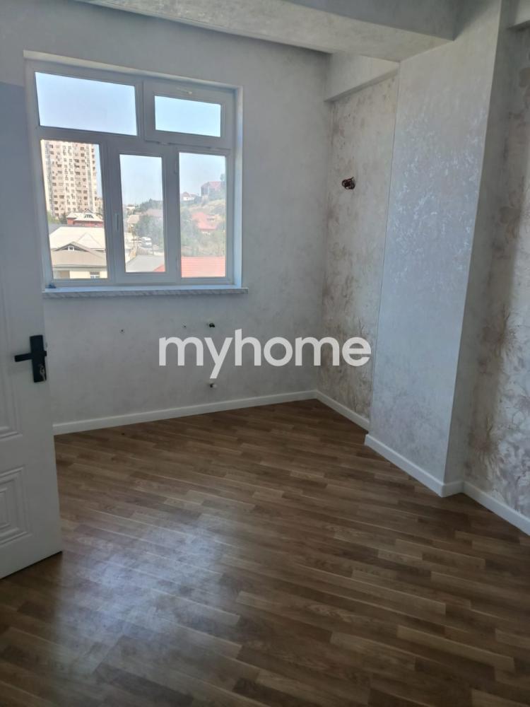 Masazır qəsəbəsi 70m² mənzil satılır