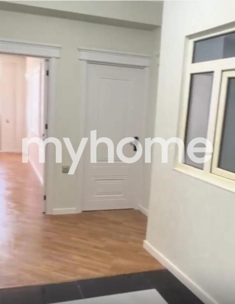Masazır qəsəbəsində 70m² mənzil satılır Masazır qəsəbəsində 70m² mənzil satılır