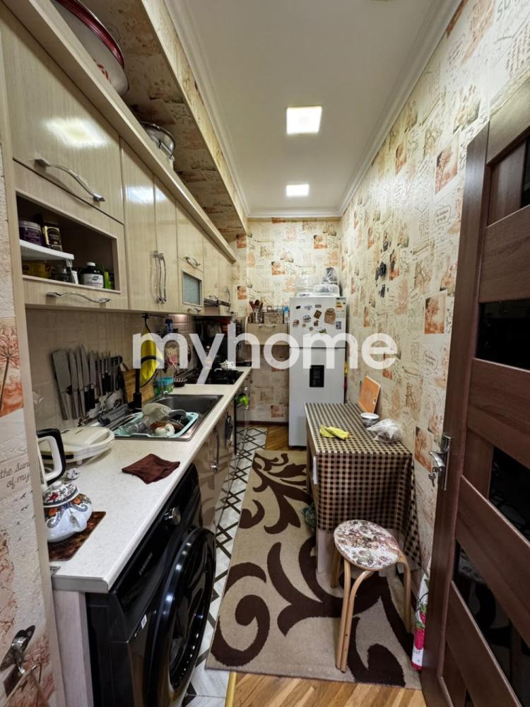 Masazır qəsəbəsi 70m² mənzil satılır