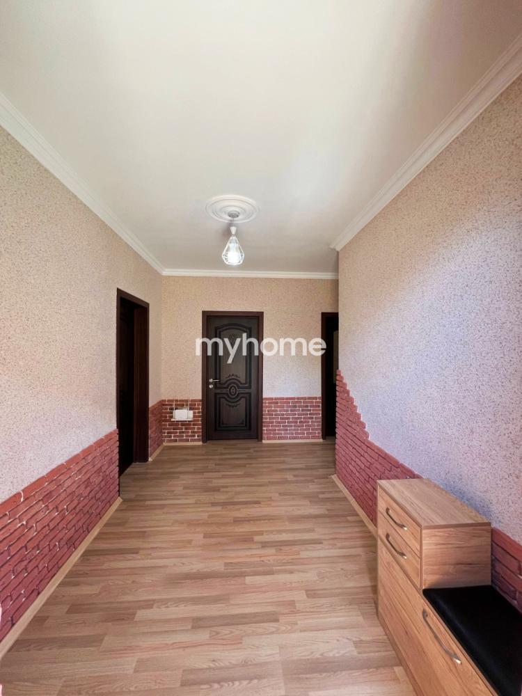 Binə qəsəbəsi 108m² həyət evi satılır
