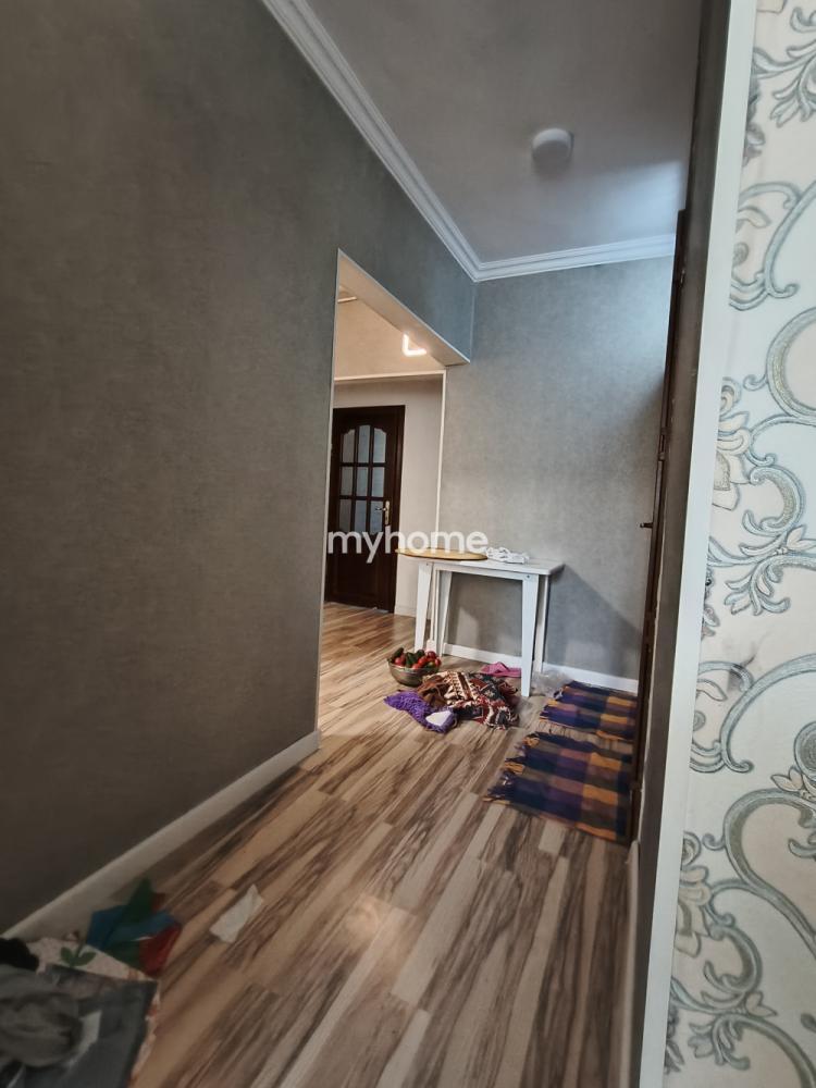 Bakıxanov qəsəbəsində 68m² mənzil satılır Bakıxanov qəsəbəsində 68m² mənzil satılır