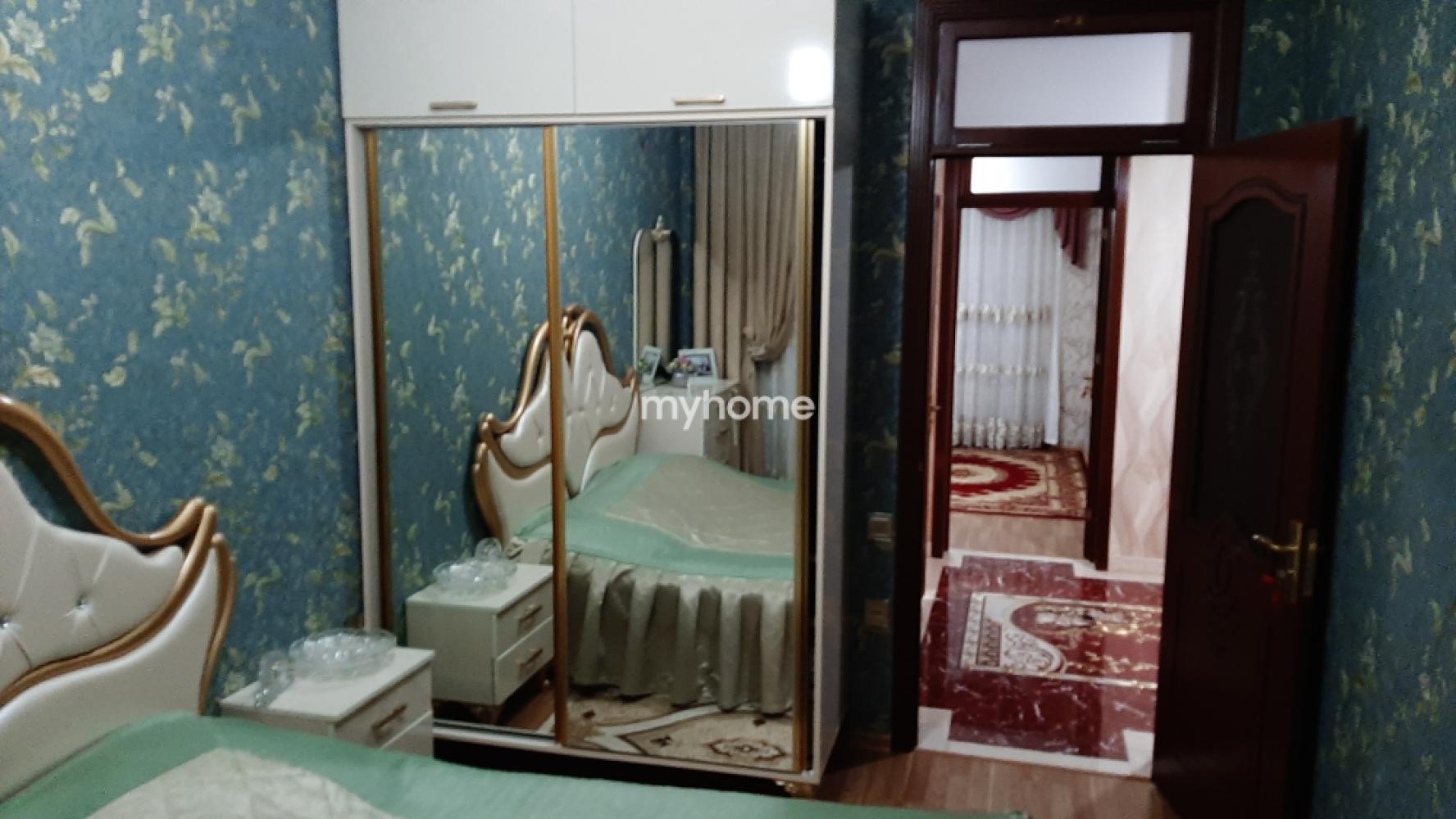 Suraxanı qəsəbəsində 280m² həyət evi satılır Suraxanı qəsəbəsində 280m² həyət evi satılır