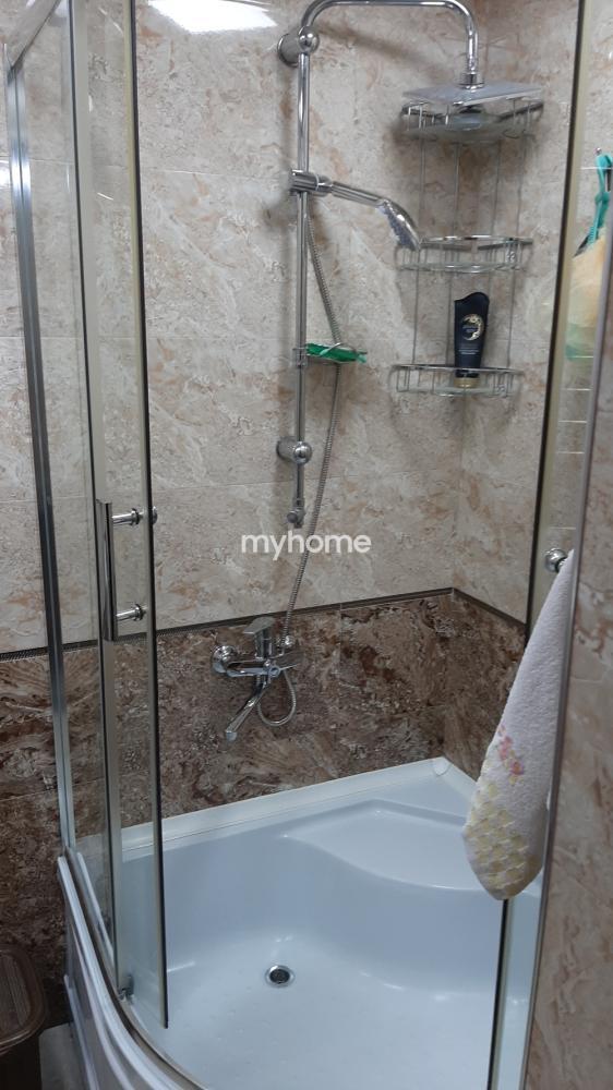 Suraxanı qəsəbəsində 280m² həyət evi satılır Suraxanı qəsəbəsində 280m² həyət evi satılır