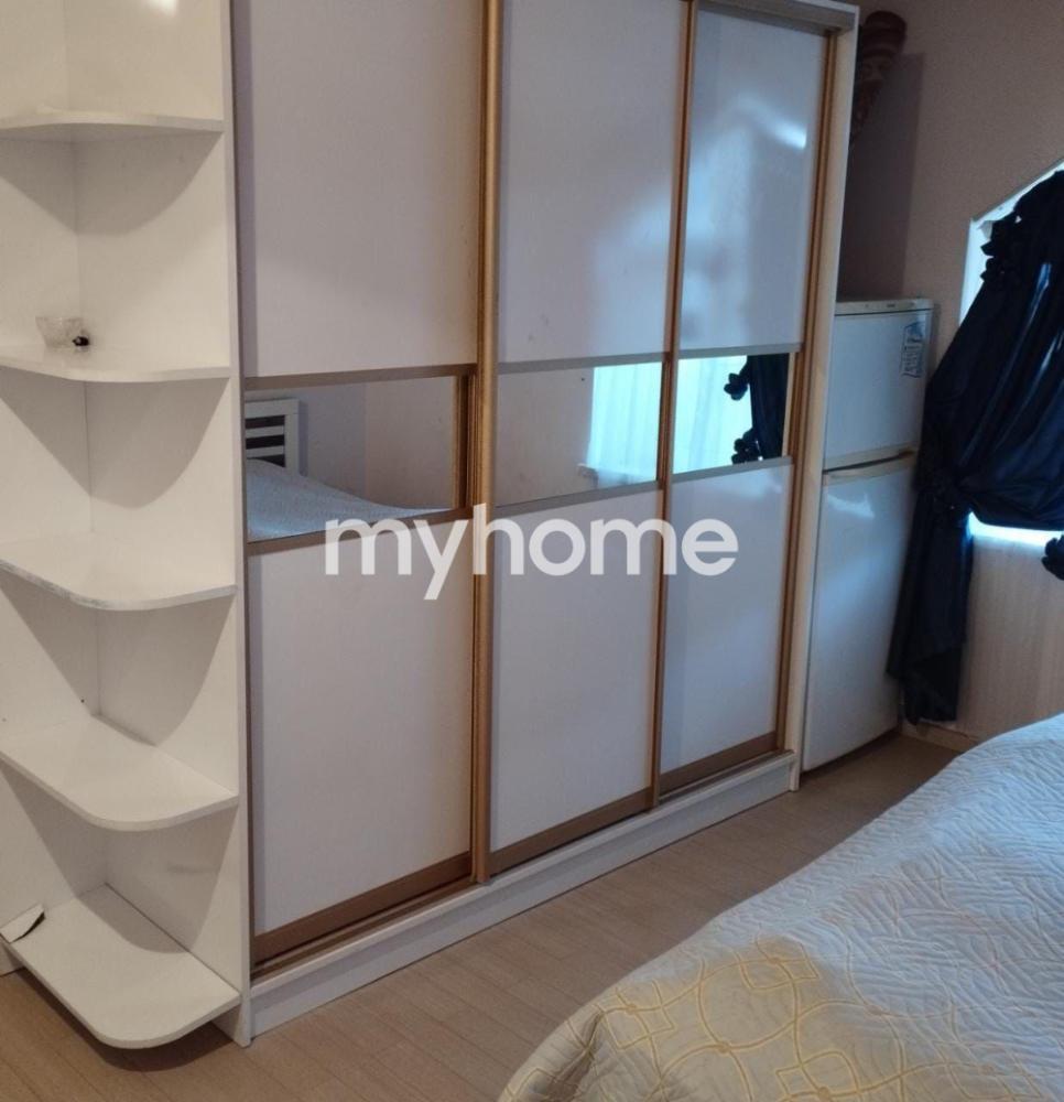 Günəşli qəsəbəsində 108m² mənzil satılır Günəşli qəsəbəsində 108m² mənzil satılır
