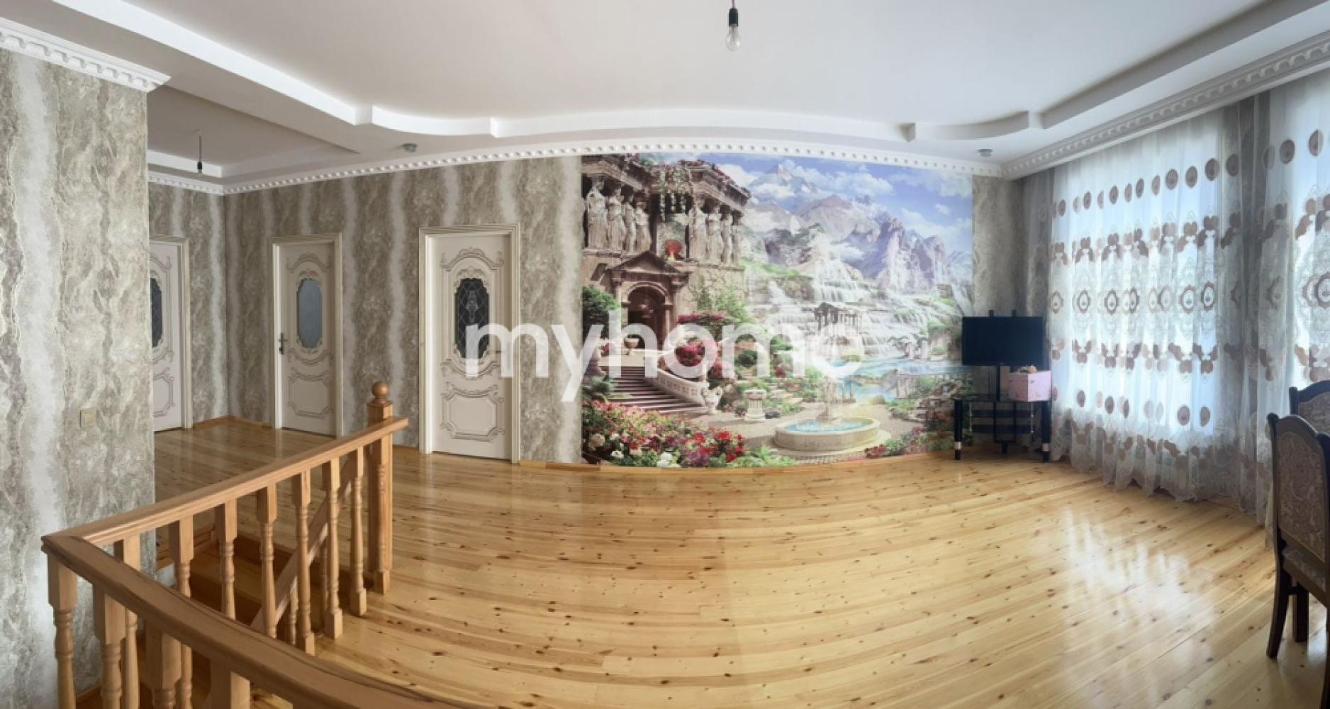 Binəqədi qəsəbəsində 220m² həyət evi satılır Binəqədi qəsəbəsində 220m² həyət evi satılır
