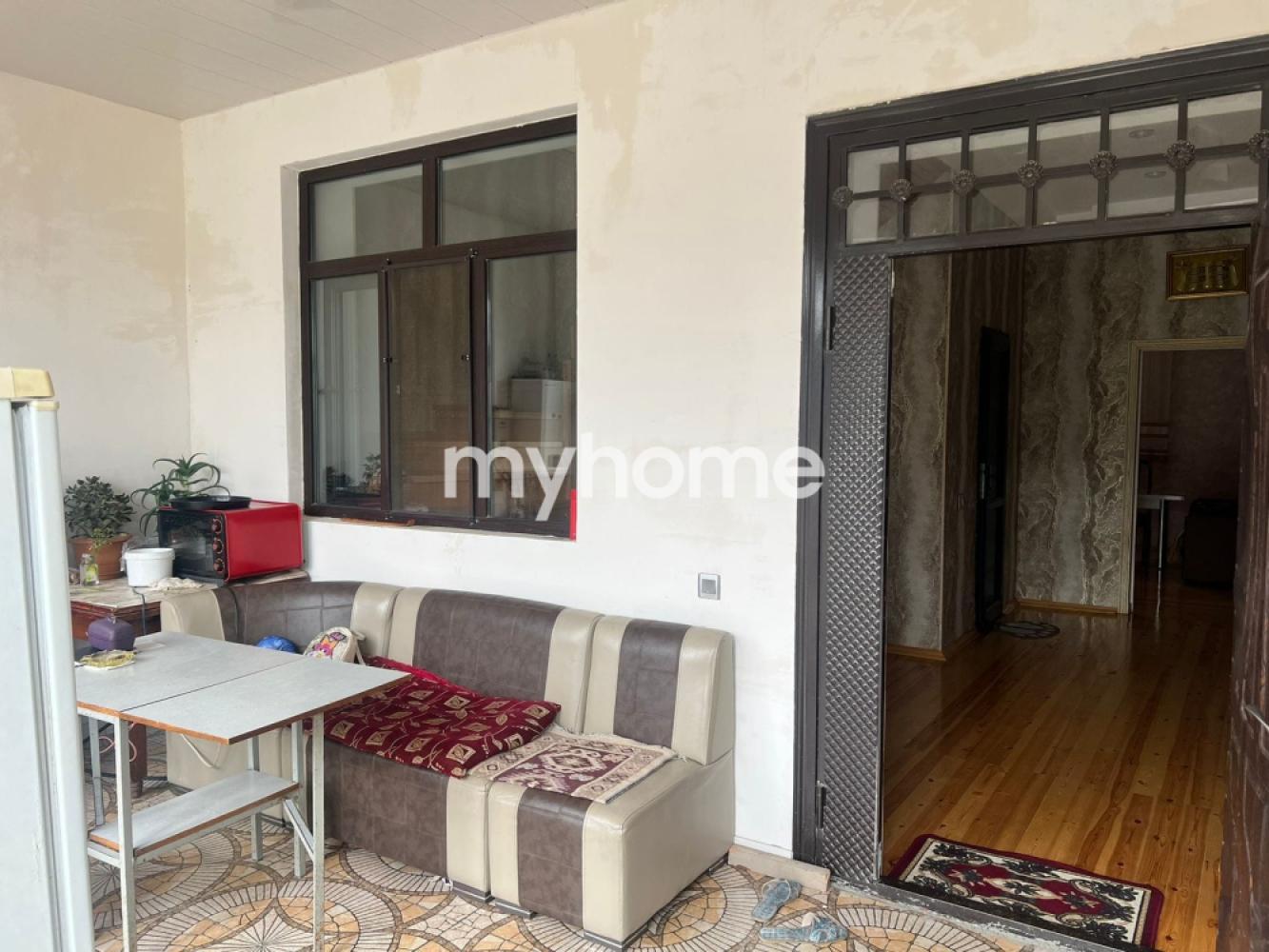 Binəqədi qəsəbəsində 220m² həyət evi satılır Binəqədi qəsəbəsində 220m² həyət evi satılır
