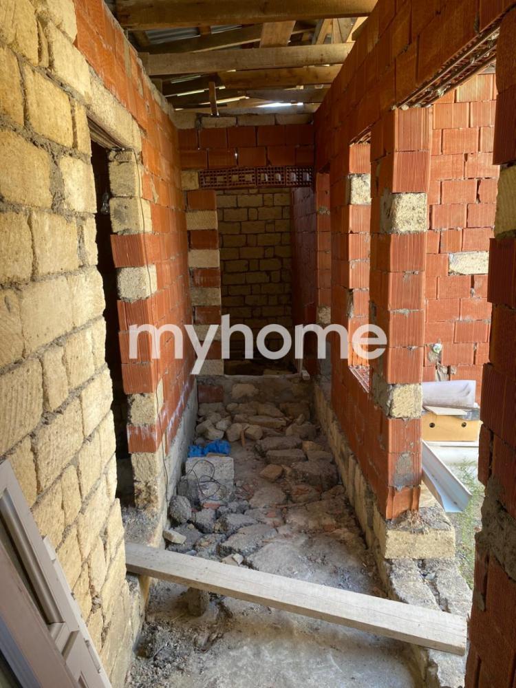 Binəqədi qəsəbəsində 220m² həyət evi satılır Binəqədi qəsəbəsində 220m² həyət evi satılır