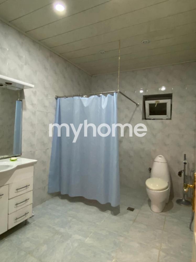 Qaraçuxur qəsəbəsində 146m² həyət evi satılır Qaraçuxur qəsəbəsində 146m² həyət evi satılır