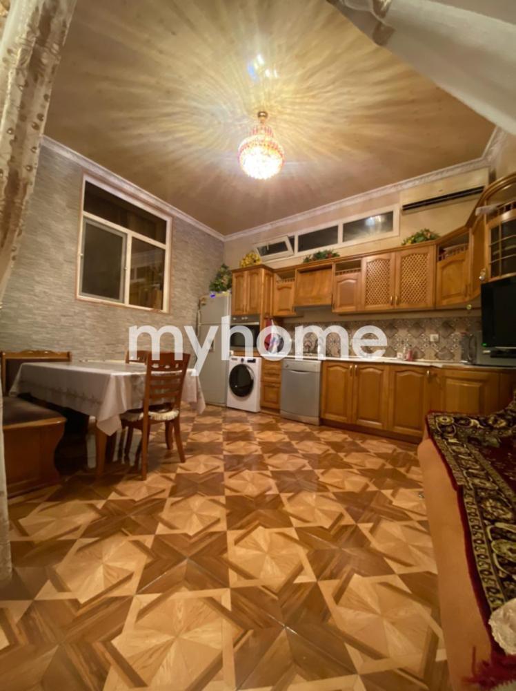Qaraçuxur qəsəbəsi 146m² həyət evi satılır