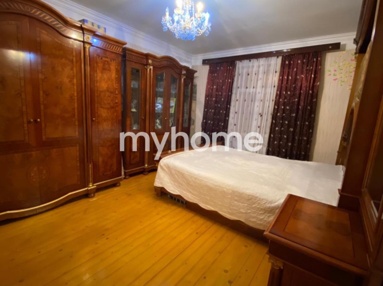 Qaraçuxur qəsəbəsində 146m² həyət evi satılır Qaraçuxur qəsəbəsində 146m² həyət evi satılır