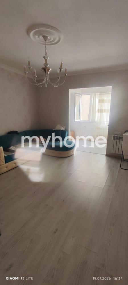 Xırdalan şəhəri 50m² mənzil satılır