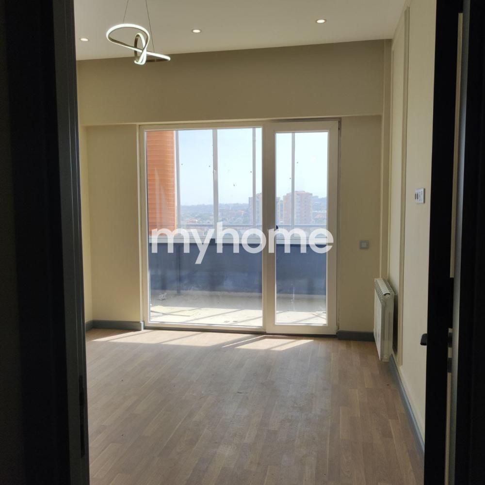 Biləcəri qəsəbəsində 72m² mənzil satılır Biləcəri qəsəbəsində 72m² mənzil satılır