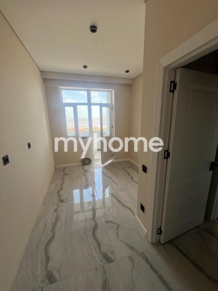 Masazır qəsəbəsində 64m² mənzil satılır Masazır qəsəbəsində 64m² mənzil satılır