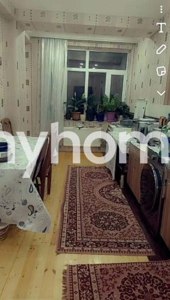 Bakıxanov qəsəbəsi 110m² mənzil kirayə verilir