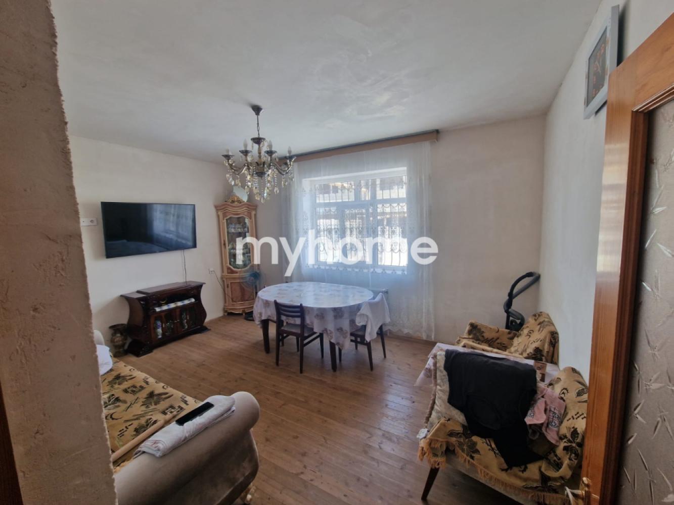 Bakıxanov qəsəbəsi 200m² həyət evi satılır