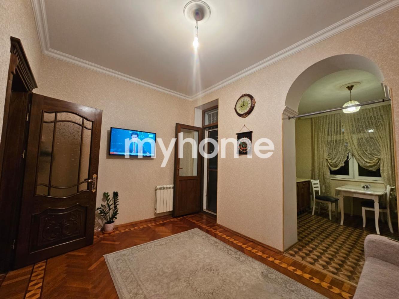 Bakıxanov qəsəbəsində 89m² mənzil satılır Bakıxanov qəsəbəsində 89m² mənzil satılır