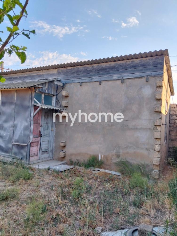 Qala qəsəbəsində 72m² həyət evi satılır Qala qəsəbəsində 72m² həyət evi satılır