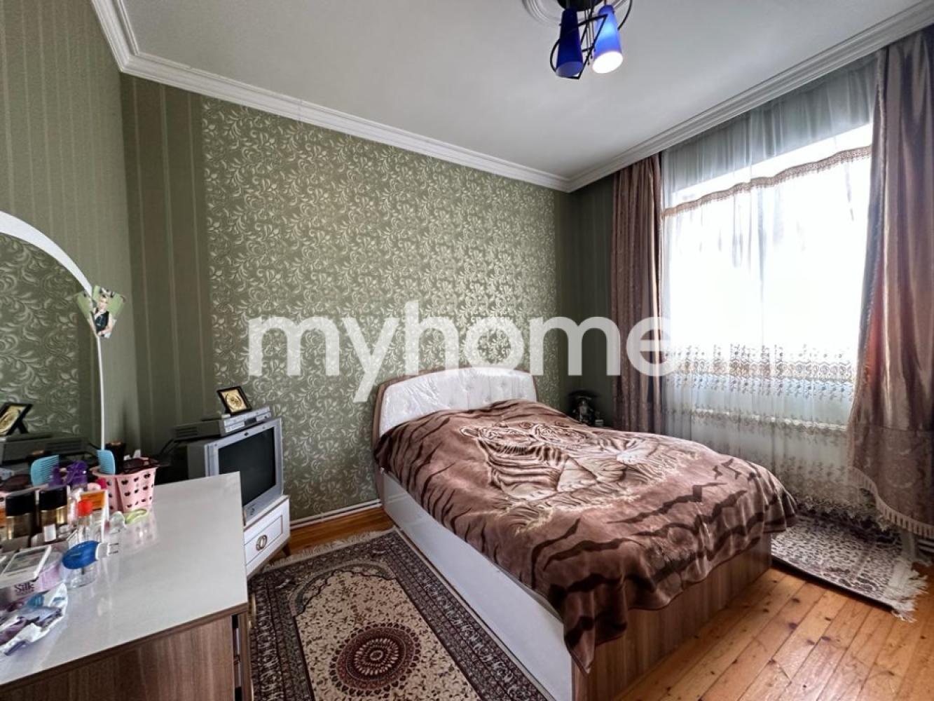 Binəqədi qəsəbəsində 250m² həyət evi satılır Binəqədi qəsəbəsində 250m² həyət evi satılır