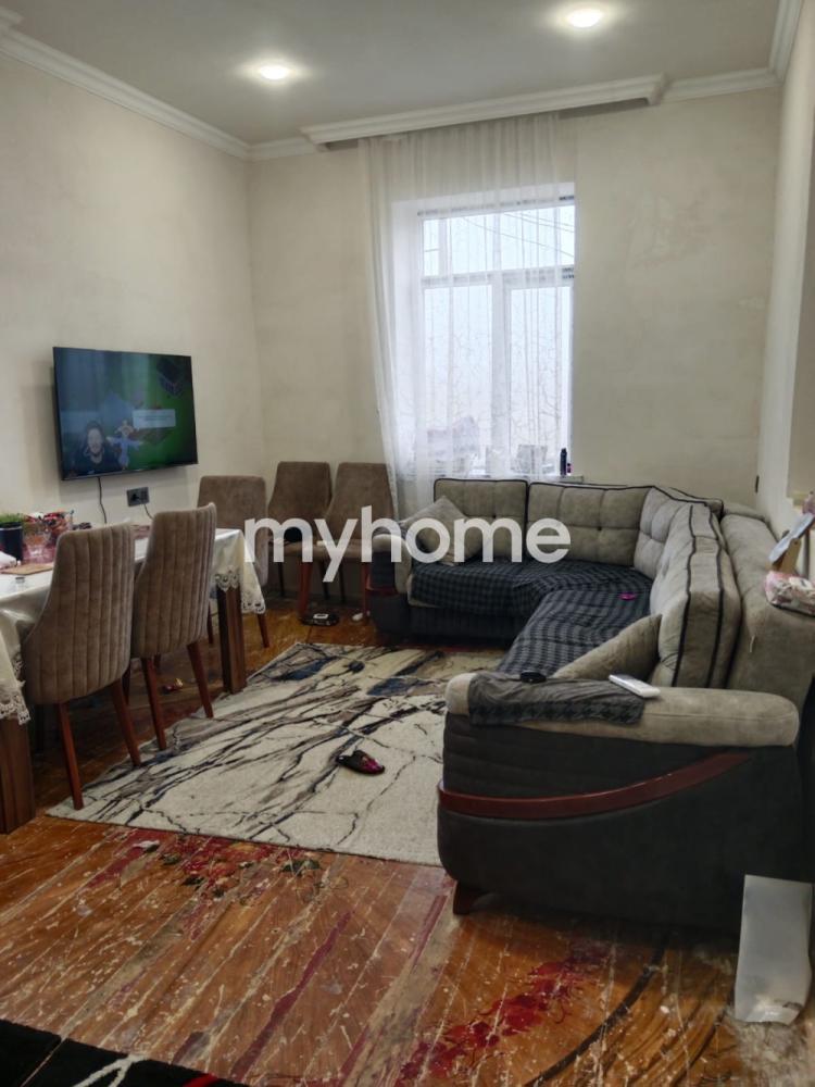 Bülbülə qəsəbəsi 156m² həyət evi satılır