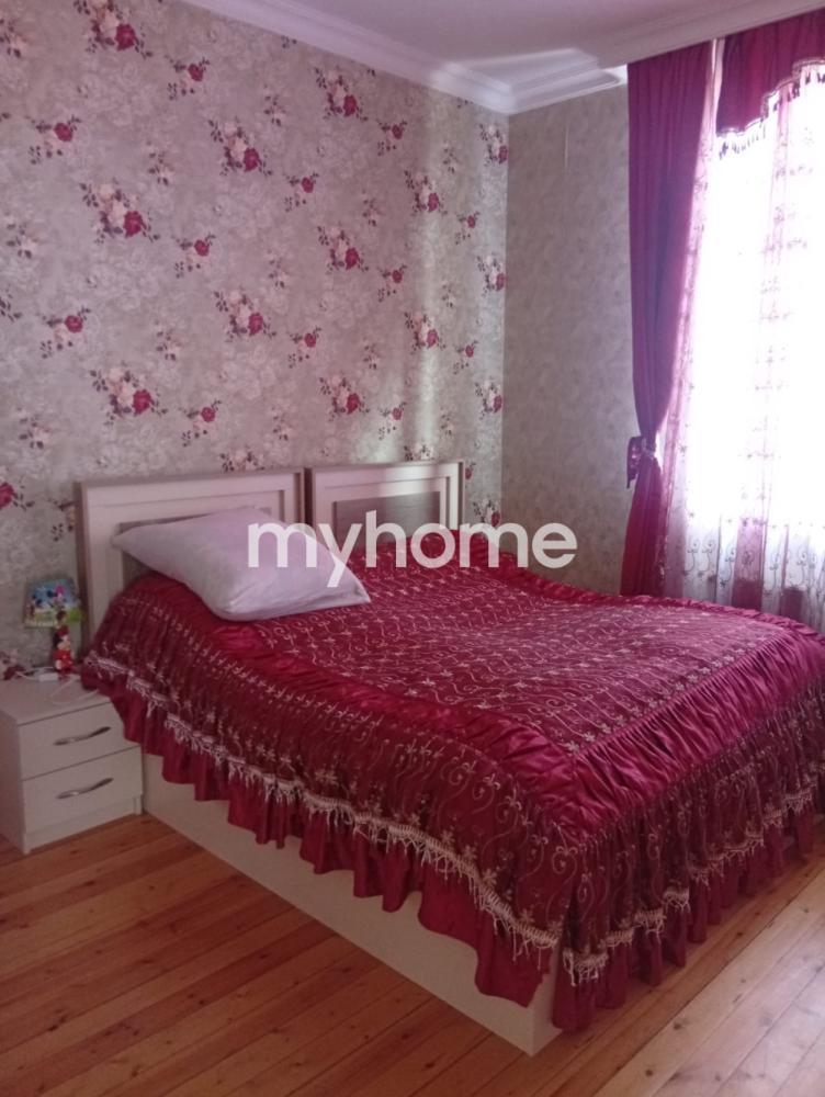 Mehdiabad qəsəbəsində 360m² həyət evi satılır Mehdiabad qəsəbəsində 360m² həyət evi satılır