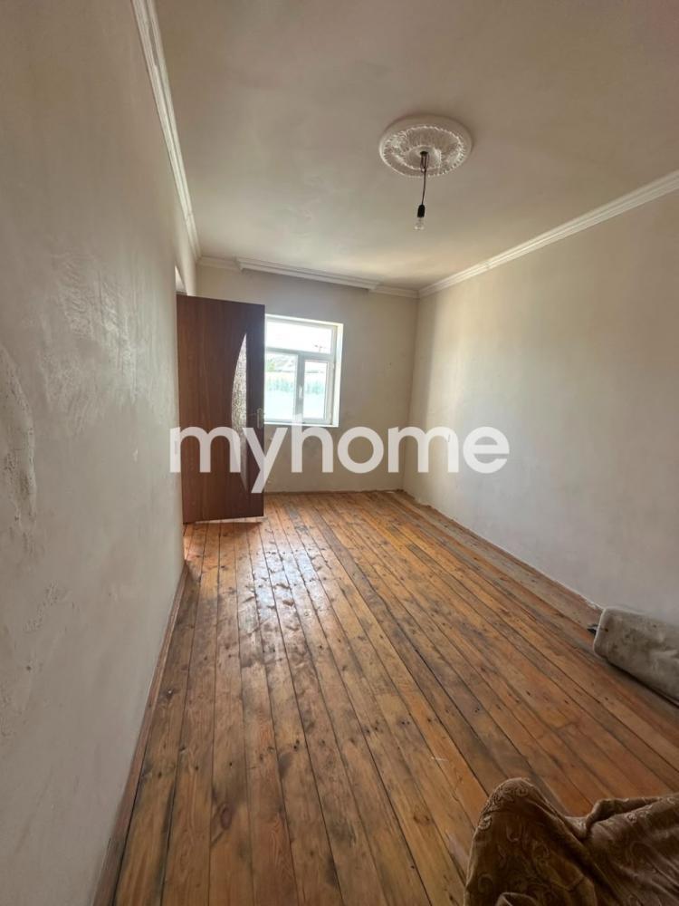 Binə qəsəbəsi 60m² həyət evi satılır