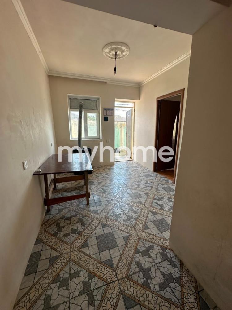 Binə qəsəbəsində 60m² həyət evi satılır Binə qəsəbəsində 60m² həyət evi satılır