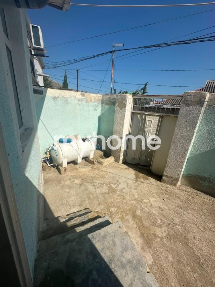 Binə qəsəbəsi 60m² həyət evi satılır
