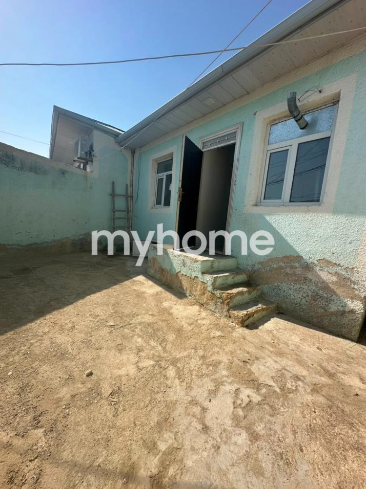 Binə qəsəbəsi 60m² həyət evi satılır