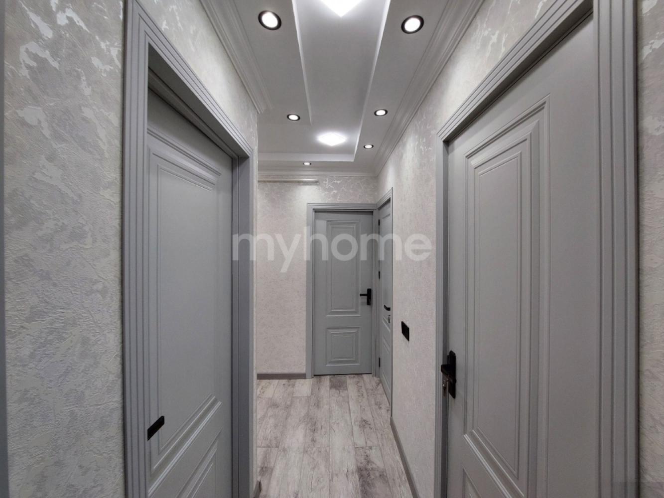 Hovsan qəsəbəsi 66m² mənzil satılır