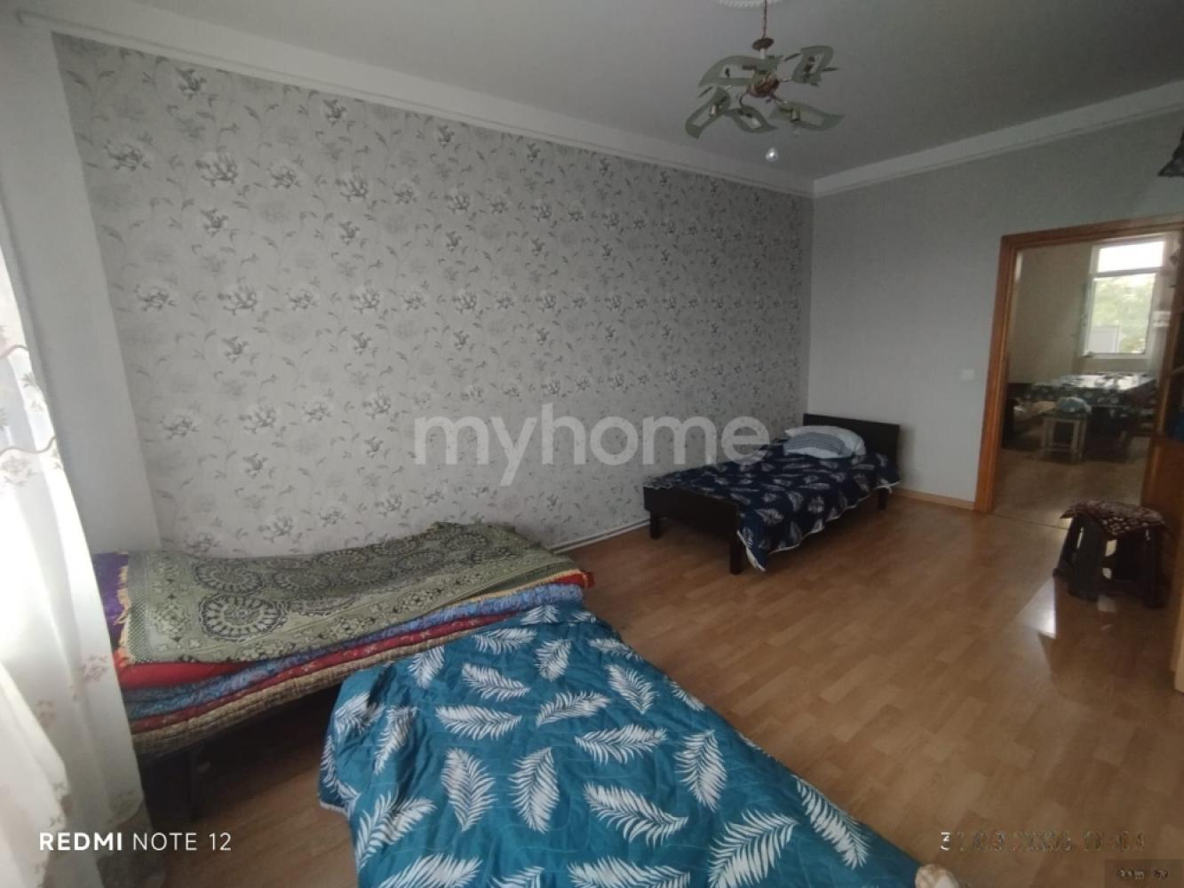 Bakıxanov qəsəbəsi 51m² mənzil satılır