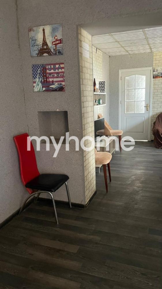 Keşlə qəsəbəsində 450m² həyət evi satılır Keşlə qəsəbəsində 450m² həyət evi satılır