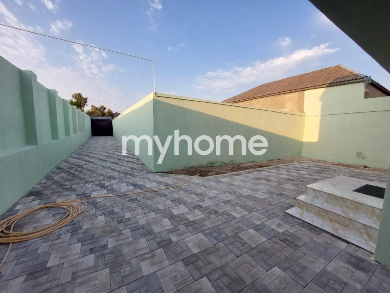 Maştağa qəsəbəsində 220m² həyət evi satılır Maştağa qəsəbəsində 220m² həyət evi satılır