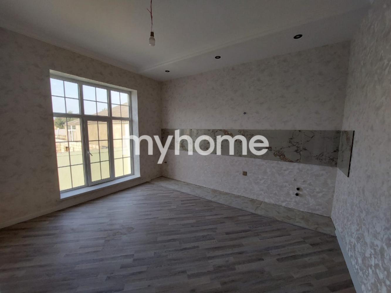 Maştağa qəsəbəsi 220m² həyət evi satılır
