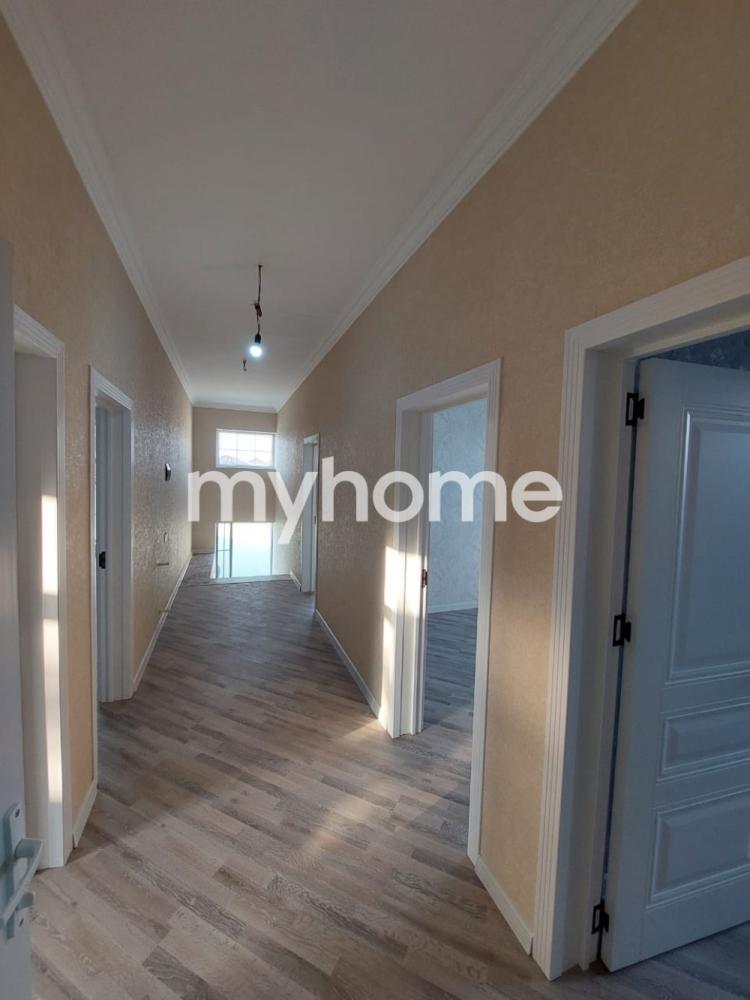 Maştağa qəsəbəsində 220m² həyət evi satılır Maştağa qəsəbəsində 220m² həyət evi satılır