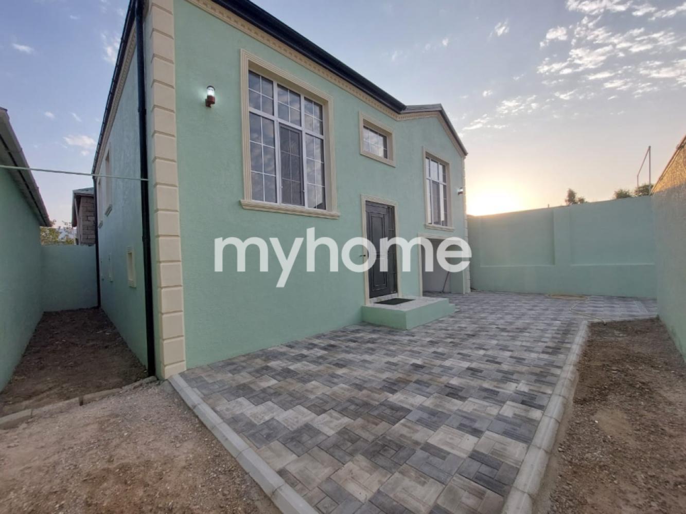 Maştağa qəsəbəsi 220m² həyət evi satılır