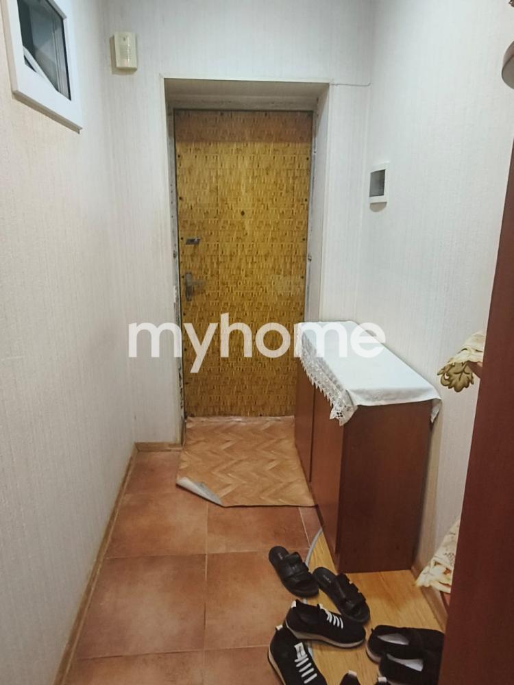 Bakıxanov qəsəbəsində 45m² mənzil satılır Bakıxanov qəsəbəsində 45m² mənzil satılır