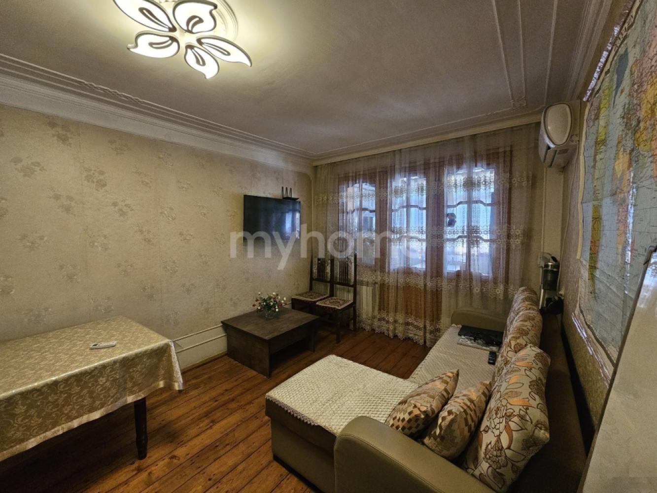Bakı şəhəri 44m² mənzil satılır