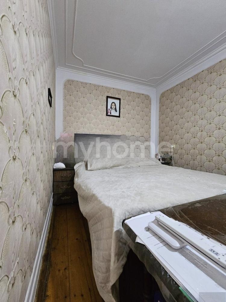Bakı şəhəri 44m² mənzil satılır