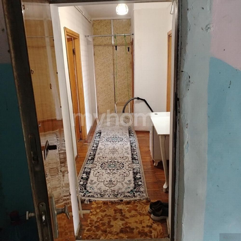 Bakı şəhəri 80m² mənzil satılır