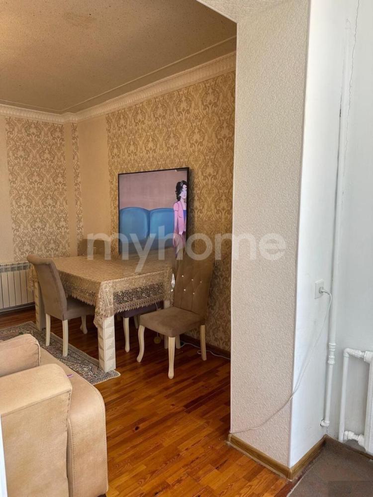 Bakı şəhəri 65m² mənzil satılır