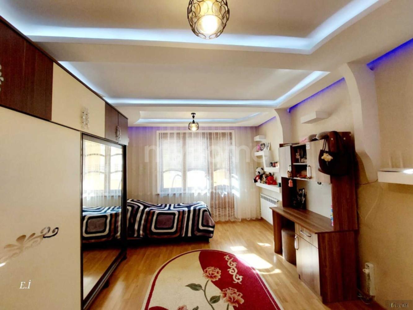 Sumqayıt şəhəri 75m² mənzil satılır