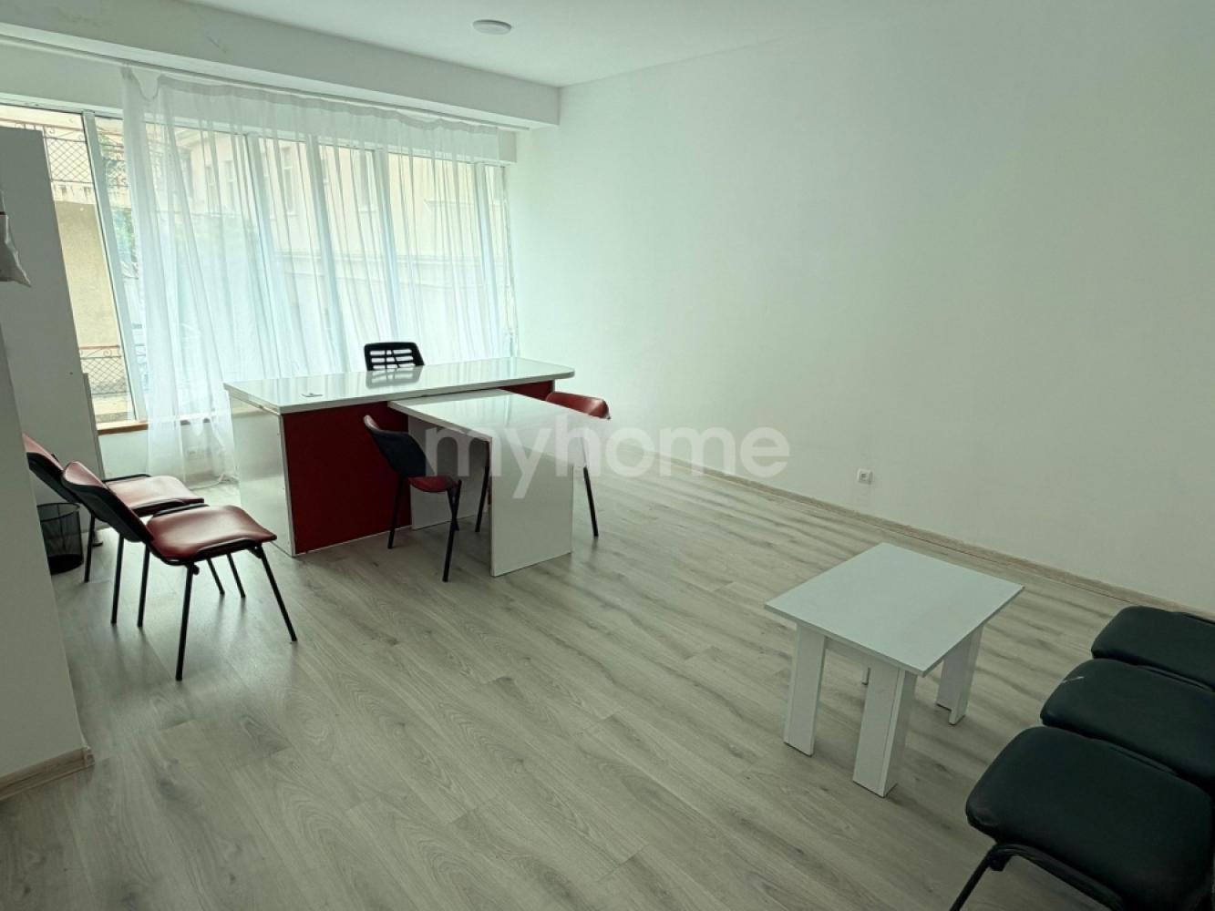 Bakı şəhəri ofis kirayə verilir