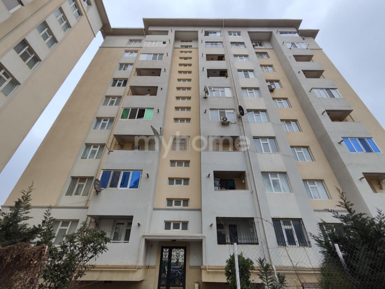 Bakı şəhəri 100m² mənzil satılır