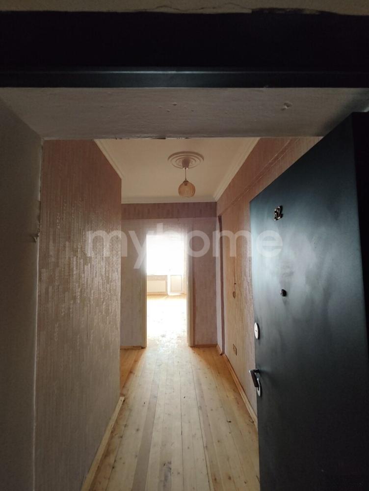 Bakı şəhəri 100m² mənzil satılır