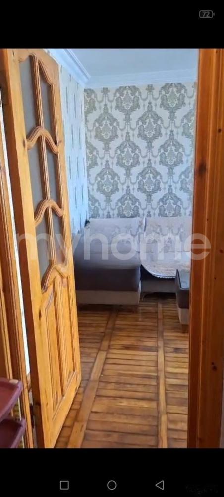Gəncə şəhəri 42m² mənzil kirayə verilir