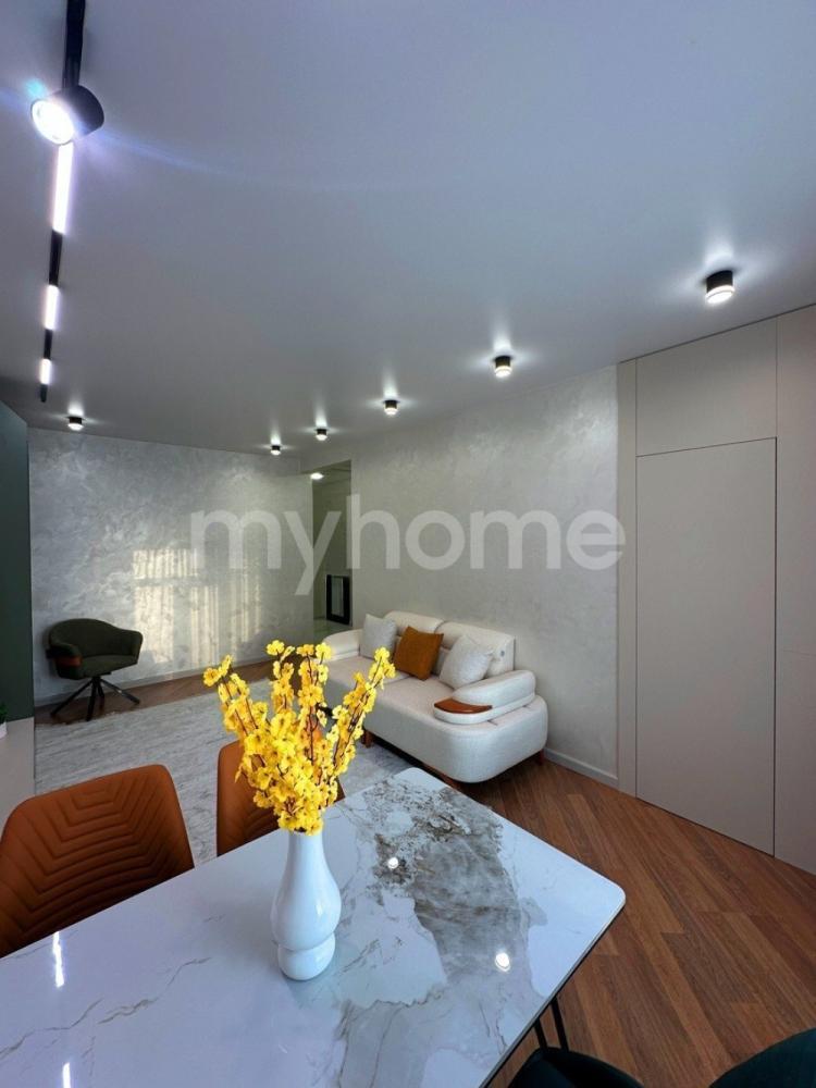 Bakı şəhəri 65m² mənzil satılır