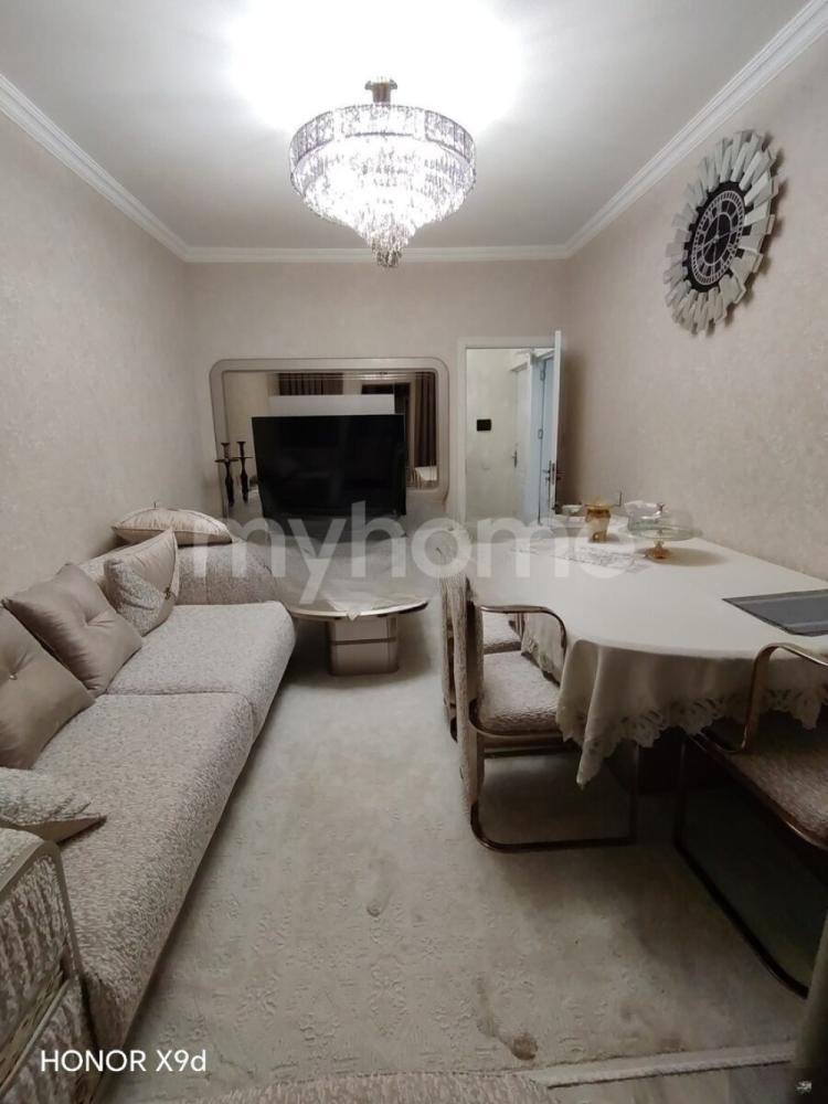 Yasamal qəsəbəsi 58m² mənzil satılır