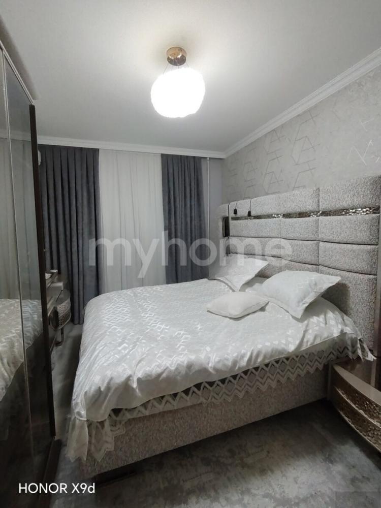 Yasamal qəsəbəsi 58m² mənzil satılır