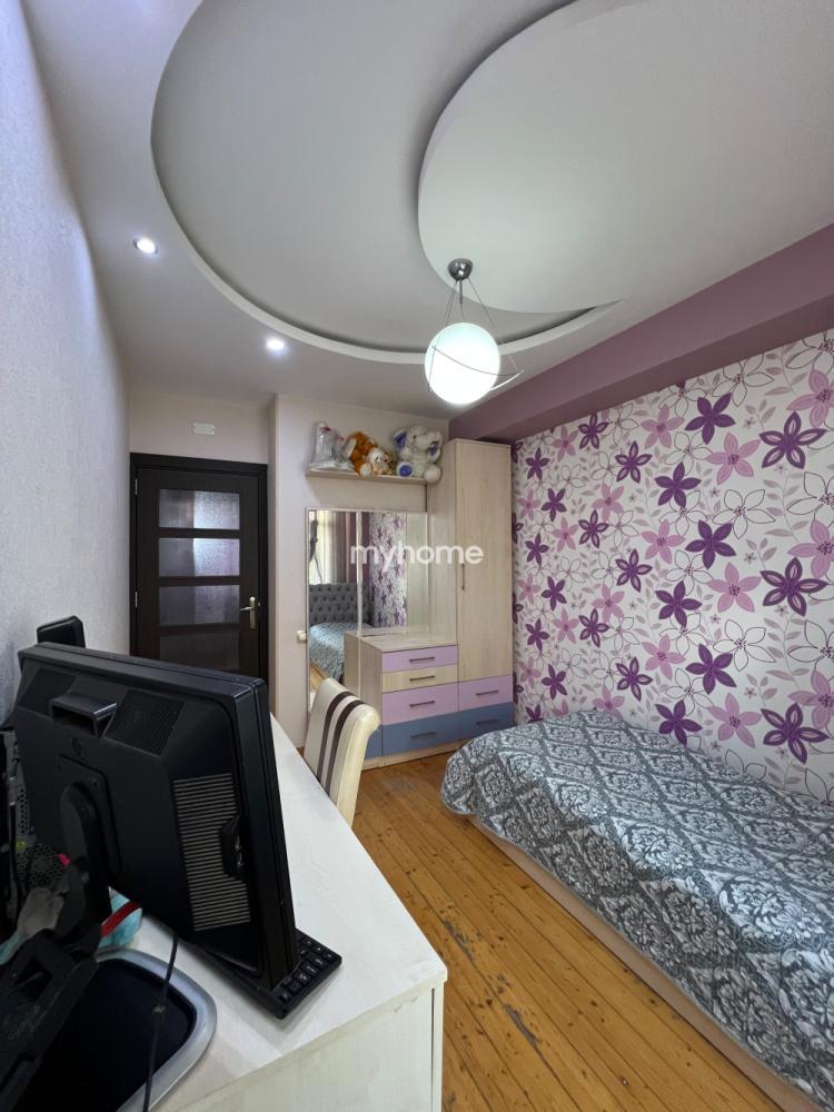 Xırdalan şəhəri 85m² mənzil satılır